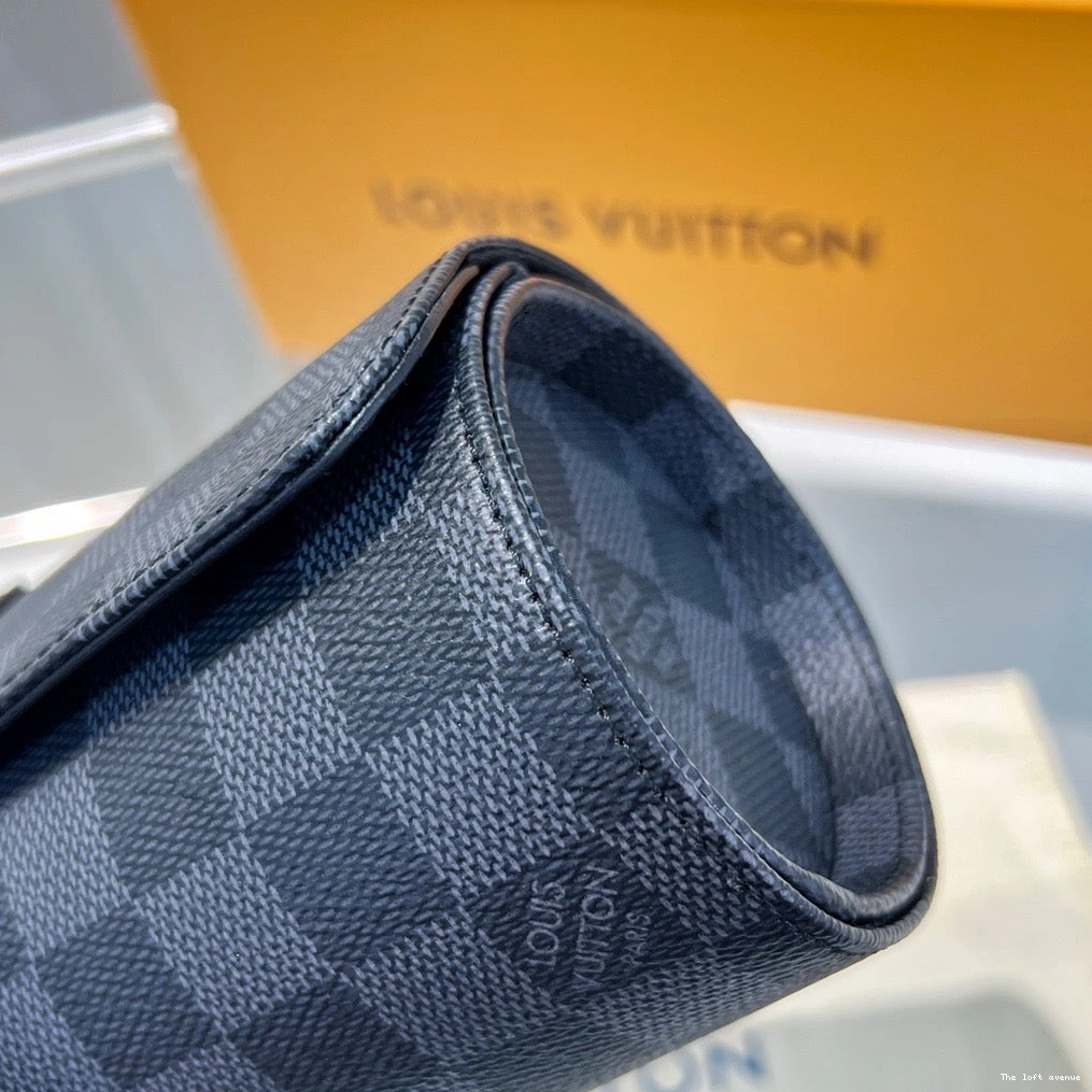 LV CUSTOM CASE WATCH CHECKERED 0809